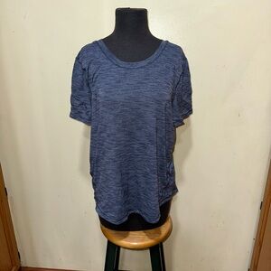 Woman’s Lululemon athletic tee shirt short sleeve top